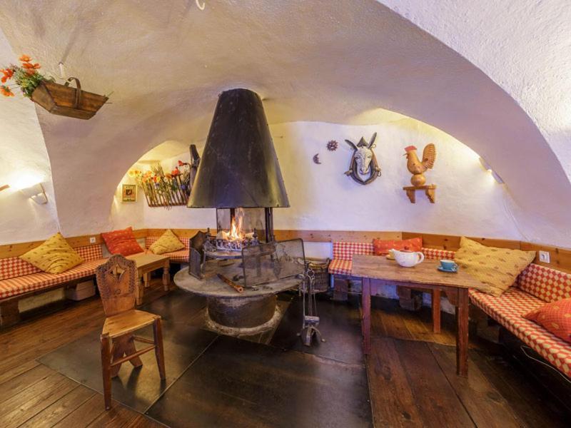 Auberge L'Estoilies Saint-Vérand Buitenkant foto