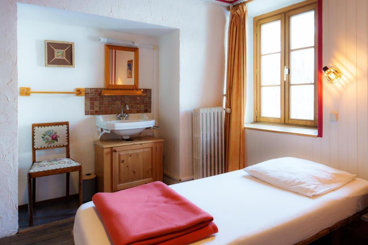 Auberge L'Estoilies Saint-Vérand Buitenkant foto