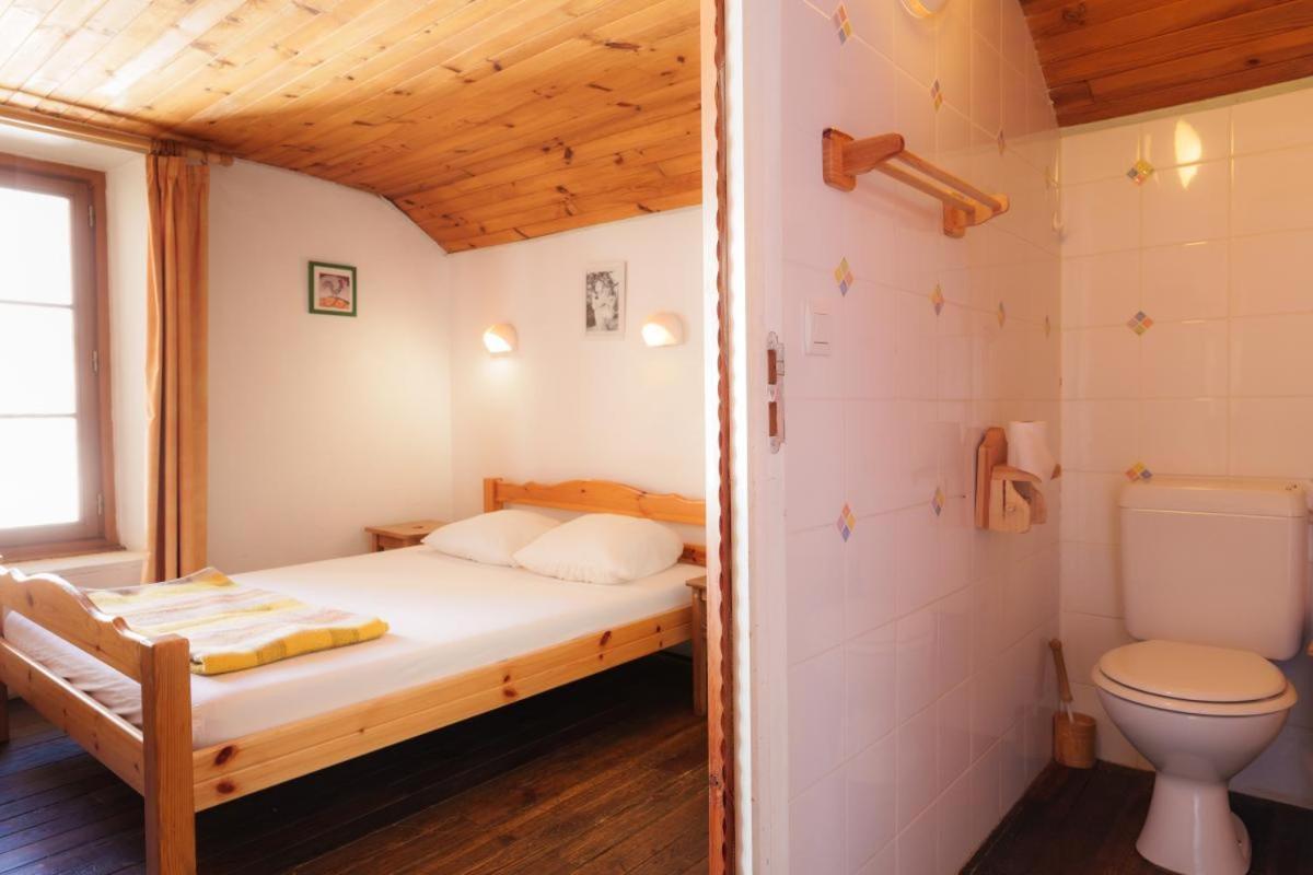 Auberge L'Estoilies Saint-Vérand Buitenkant foto