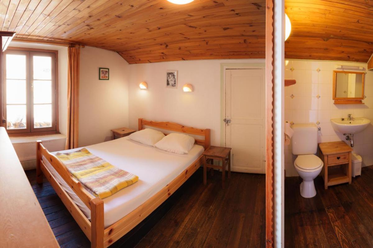 Auberge L'Estoilies Saint-Vérand Buitenkant foto