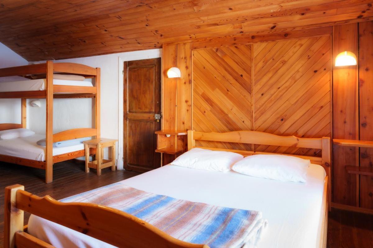 Auberge L'Estoilies Saint-Vérand Buitenkant foto